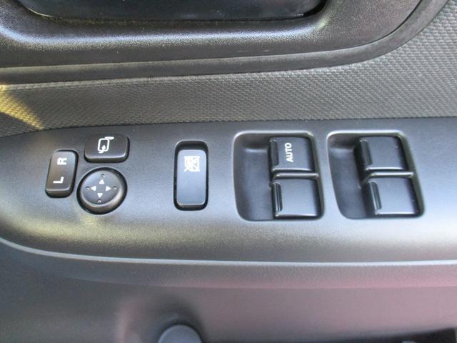 ワゴンＲスマイル Ｇ　２型　デュアルカメラブレーキサポート　オートライト　スズキセーフティーサポート　盗難防止システム　横滑り防止機能　衝突被害軽減システム　デュアルカメラブレーキサポート　オートエアコン　スライドドア　キーレスエントリー（11枚目）