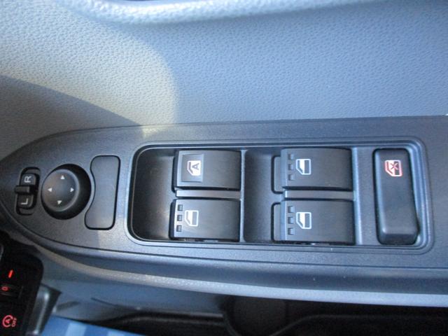 シフォン L スマートアシスト ナビゲーション ETC ドラレコ 衝突被害軽減システム アイドリングストップ 横滑り防止機能 盗難防止システム ETC 純正ナビ スライドドア Bluetooth オートライト ドライブレコーダー(30枚目)