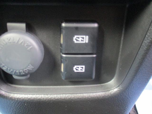 ハスラー HYBRID X 3型 全方位モニター付きナビゲーション 盗難防止システム 横滑り防止機能 衝突被害軽減システム スズキセーフティーサポート デュアルカメラ部r-紀サポート 全方位モニター付きナビ 禁煙車 オートエアコン プッシュスタート オートライト(39枚目)