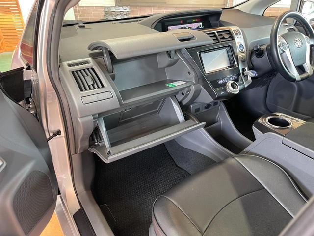 プリウスアルファ Ｓツーリングセレクション　ハイブリッド車　社外ナビ　フルセグテレビ　Ｂｌｕｅｔｏｏｔｈオーディオ　ＥＴＣ　３か月保証付き　ステアリングリモコン（17枚目）