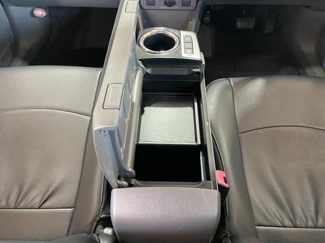 プリウスアルファ Ｓツーリングセレクション　ハイブリッド車　社外ナビ　フルセグテレビ　Ｂｌｕｅｔｏｏｔｈオーディオ　ＥＴＣ　３か月保証付き　ステアリングリモコン（29枚目）