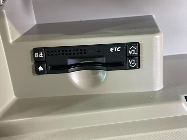 エスティマ アエラス　ＨＤＤナビ　Ｂｌｕｅｔｏｏｔｈオーディオ　フルセグＴＶ　両側パワースライドドア　オールオートウィンドウ　オートライト　７人乗り　クルーズコントロール　ステアリングリモコン（35枚目）