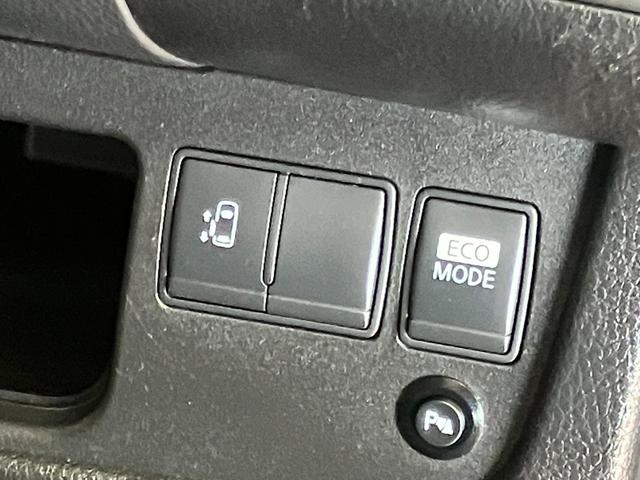 セレナ ２０Ｘ　１年保証走行距離無制限　純正ＨＤＤナビ　フルセグＴＶ　バックカメ　ブルートゥースオーディオ　左オートスライドドア　スマートキー　ＥＴＣ　クルーズコントロール　フロントリアセンサー　Ｗエアコン　修復歴無（32枚目）
