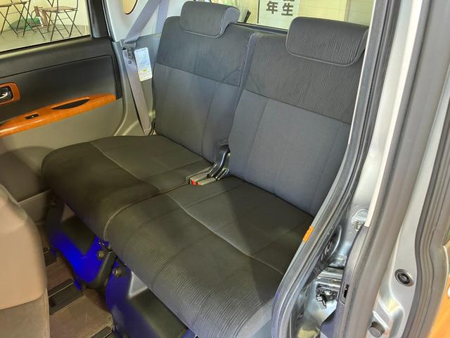 タント カスタムRS 1年保証走行距離無制限 純正SDナビ TV DVD再生 スマートキー 左オートスライドドア HID ターボ フローリングフロアー 車検整備付 修復歴無(11枚目)