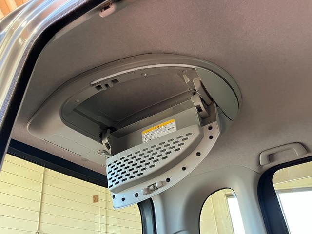 タント カスタムRS 1年保証走行距離無制限 純正SDナビ TV DVD再生 スマートキー 左オートスライドドア HID ターボ フローリングフロアー 車検整備付 修復歴無(13枚目)