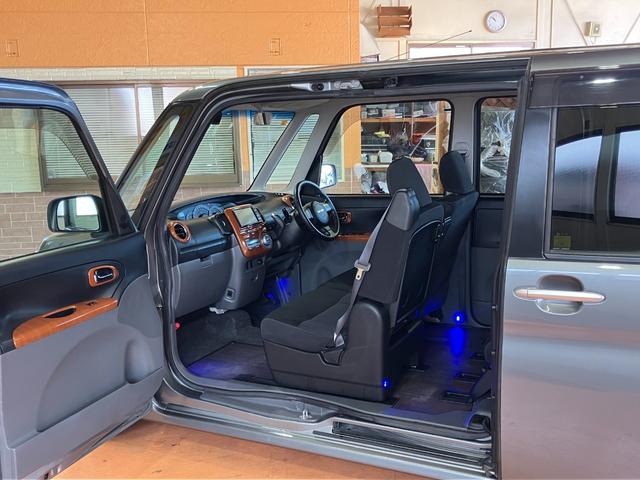 タント カスタムRS 1年保証走行距離無制限 純正SDナビ TV DVD再生 スマートキー 左オートスライドドア HID ターボ フローリングフロアー 車検整備付 修復歴無(33枚目)