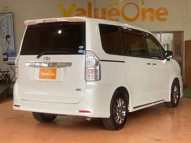 ヴォクシー ＺＳ　煌ＩＩＩ　１年保証走行距離無制限　純正ＨＤＤナビ　バックカメラ　両側オートスライドドア　ブルートゥースオーディオ　ＨＩＤ　ＥＴＣ　ドライブレコーダー　スマートキー　ＥＴＣ　ＨＩＤ　車検整備付　修復歴無（32枚目）