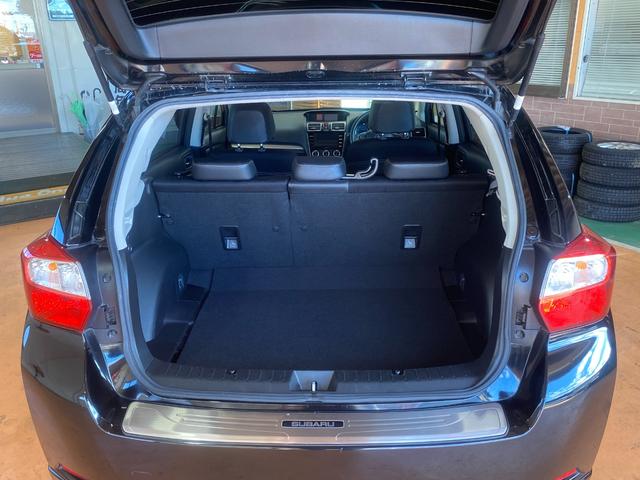 インプレッサスポーツ 1.6i-S 1年保証走行距離無制限 12か月法定点検 純正SDナビ フルセグTV バックカメラ ブルートゥースオーディオ ドライブレコーダー USB端子 アイドリンヅストップ フルタイム4WD 修復歴無(11枚目)