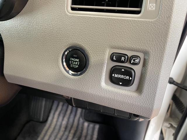 マークＸジオ ２４０Ｇ　１年保証走行距離無制限　純正ＨＤＤナビ　バックカメラ　ＤＶＤ再生　オートライト　オートエアコン　オールオートウィンドウ　１８インチアルミ　スマートキー　フロントパワーシート　車検整備付　修復歴無（4枚目）