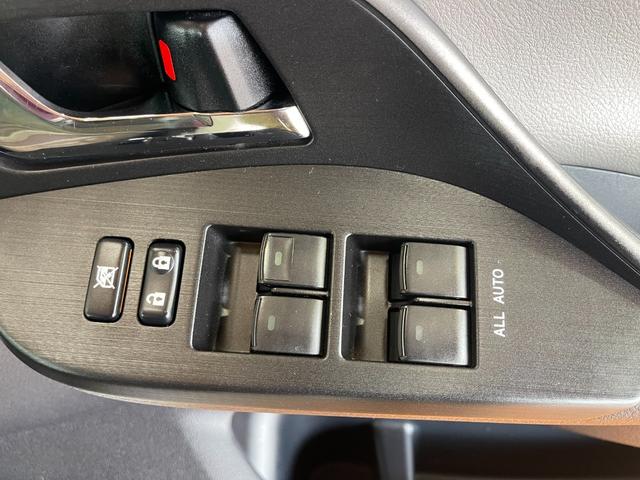 マークＸジオ ２４０Ｇ　１年保証走行距離無制限　純正ＨＤＤナビ　バックカメラ　ＤＶＤ再生　オートライト　オートエアコン　オールオートウィンドウ　１８インチアルミ　スマートキー　フロントパワーシート　車検整備付　修復歴無（24枚目）