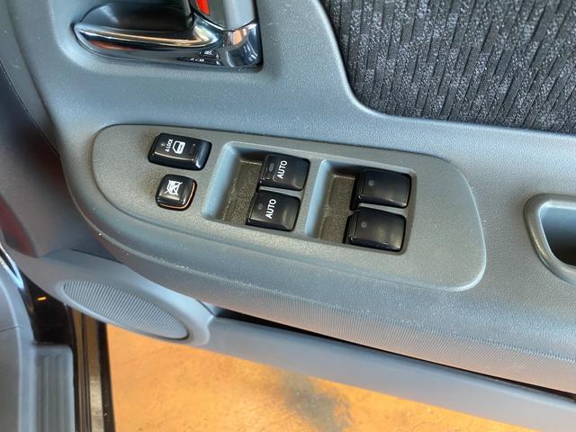 シエンタ ＤＩＣＥリミテッド　１年保証走行距離無制限　ＳＤナビ　バックカメラ　両側オートスライドドア　フルセグＴＶ　ブルートゥースオーディオ　ＥＴＣ　ＨＩＤ　キーレス　車検整備付　修復歴無（13枚目）