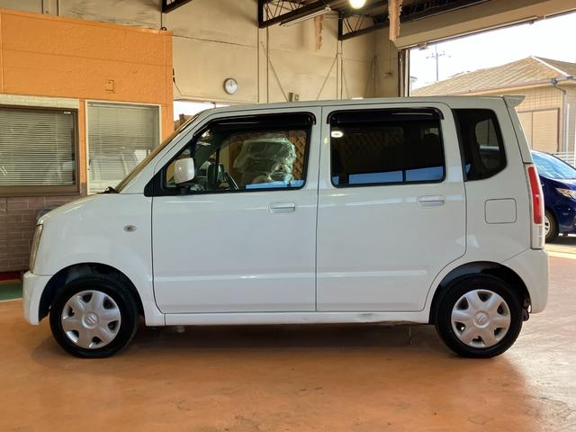 ワゴンＲ 　スローパー　１年保証走行距離無制限　車椅子移動車　福士車輛　非課税車輛　　ポータブルナビ　ＴＶ　ＥＴＣ　キーレス　脱着式リアシート　１２か月法定点検　修復歴無（33枚目）