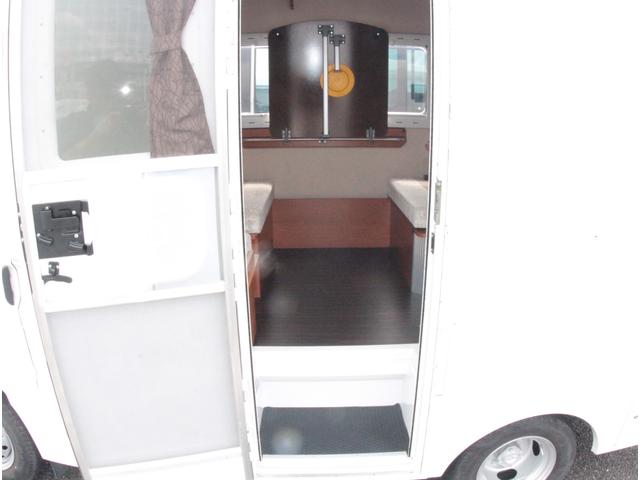 ボンゴトラック 　ロータスＲＶ　マンボウイブ　キャンピング　エバスＦＦヒーター　エンゲル４０Ｌ冷蔵庫　シンク　ポータブルトイレ　サブバッテリー　１５００Ｗインバーター　コンバーター　走行充電　ルーフベンチレーター（51枚目）