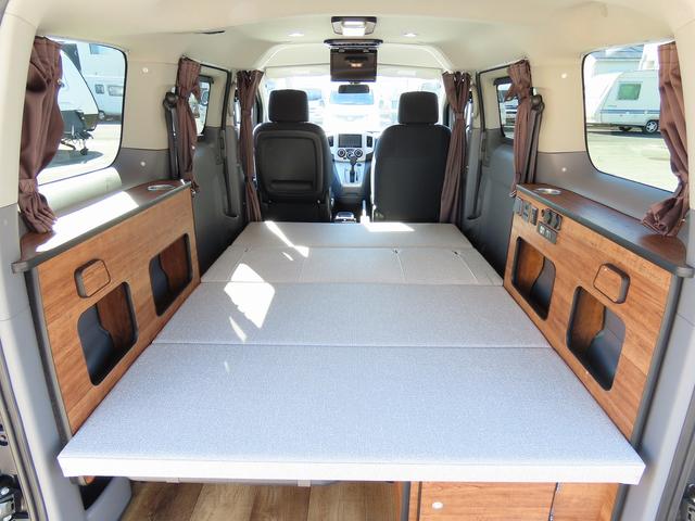 NV200バネットワゴン FOCS ルソ キャンピングカー 外部電源取り込み 走行充電 外部充電 サブバッテリー LED照明 フリップダウンモニター メインサブ切替スイッチ メモリーナビ ETC バックカメラ(6枚目)