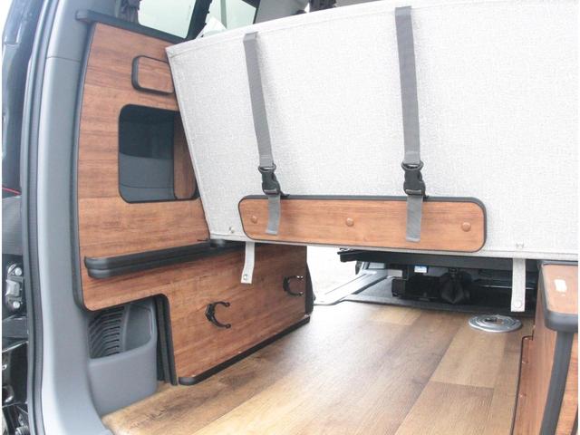 NV200バネットワゴン FOCS ルソ キャンピングカー 外部電源取り込み 走行充電 外部充電 サブバッテリー LED照明 フリップダウンモニター メインサブ切替スイッチ メモリーナビ ETC バックカメラ(9枚目)