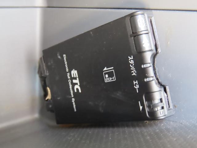 NV200バネットワゴン FOCS ルソ キャンピングカー 外部電源取り込み 走行充電 外部充電 サブバッテリー LED照明 フリップダウンモニター メインサブ切替スイッチ メモリーナビ ETC バックカメラ(27枚目)