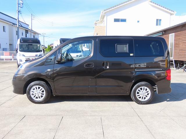NV200バネットワゴン FOCS ルソ キャンピングカー 外部電源取り込み 走行充電 外部充電 サブバッテリー LED照明 フリップダウンモニター メインサブ切替スイッチ メモリーナビ ETC バックカメラ(42枚目)