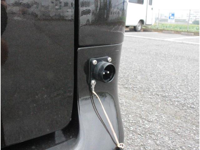 NV200バネットワゴン FOCS ルソ キャンピングカー 外部電源取り込み 走行充電 外部充電 サブバッテリー LED照明 フリップダウンモニター メインサブ切替スイッチ メモリーナビ ETC バックカメラ(48枚目)