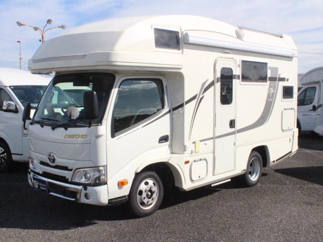 カムロード バンテック　ジル５２０　（トリプルサブバッテリー）（ベバスト製ＦＦヒーター）（温水ボイラー）（家庭用エアコン）（１５００Ｗインバーター）（ルーフベント）（サイドオーニング）（電子レンジ）（走行充電）（コンバーター）（2枚目）