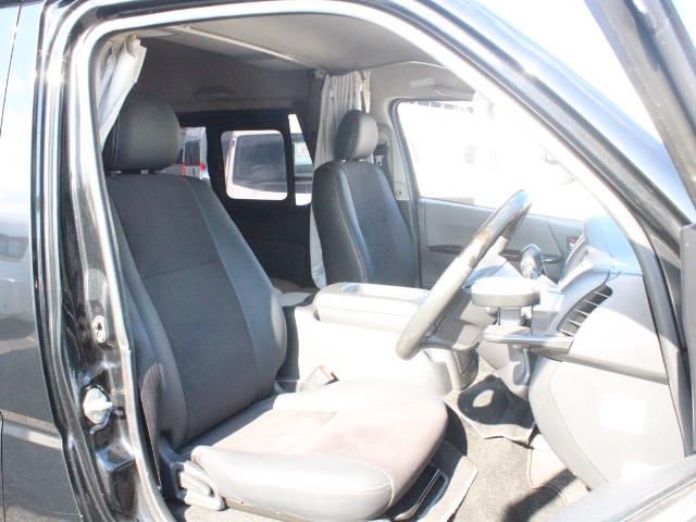 ハイエースバン OMC ツアーズワイド (ツインサブバッテリー)(DC冷蔵庫)(ベバスト製FFヒーター)(1500Wインバーター)(走行充電)(コンバーター)(電子レンジ)(ソーラーパネル)(シンク)(26枚目)