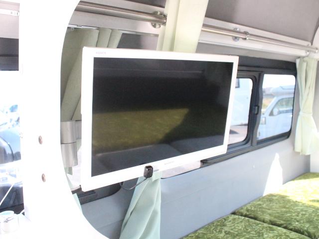 ハイエースバン キャンパー鹿児島 バース (リチウムバッテリー)(1500Wインバーター)(ベバスト製FFヒーター)(家庭用エアコン)(DC冷蔵庫)(電子レンジ)(コンバーター)(走行充電)(シンク)(14枚目)
