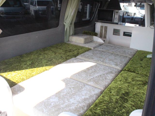 ハイエースバン キャンパー鹿児島 バース (リチウムバッテリー)(1500Wインバーター)(ベバスト製FFヒーター)(家庭用エアコン)(DC冷蔵庫)(電子レンジ)(コンバーター)(走行充電)(シンク)(27枚目)