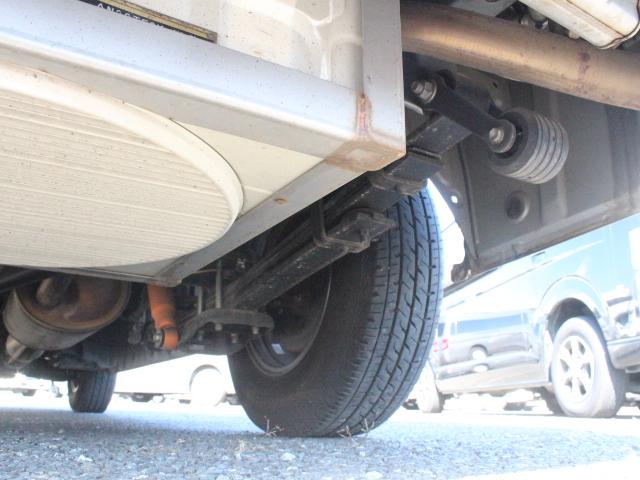 ハイエースバン キャンパー鹿児島 バース (リチウムバッテリー)(1500Wインバーター)(ベバスト製FFヒーター)(家庭用エアコン)(DC冷蔵庫)(電子レンジ)(コンバーター)(走行充電)(シンク)(44枚目)