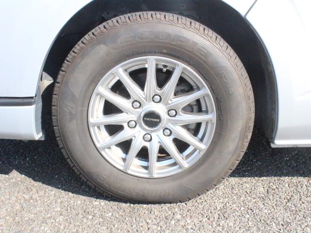 ハイエースバン キャンパー鹿児島 バース (リチウムバッテリー)(1500Wインバーター)(ベバスト製FFヒーター)(家庭用エアコン)(DC冷蔵庫)(電子レンジ)(コンバーター)(走行充電)(シンク)(47枚目)