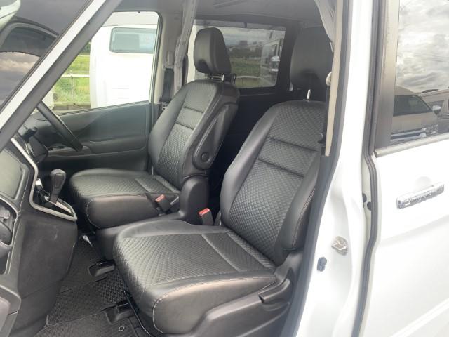 セレナ ピーズクラフト　ＰＳＶ　（車中泊）（ポップアップルーフ）（両側パワースライドドア）（両側パワースライドドア）（アラウンドビューモニター）（26枚目）