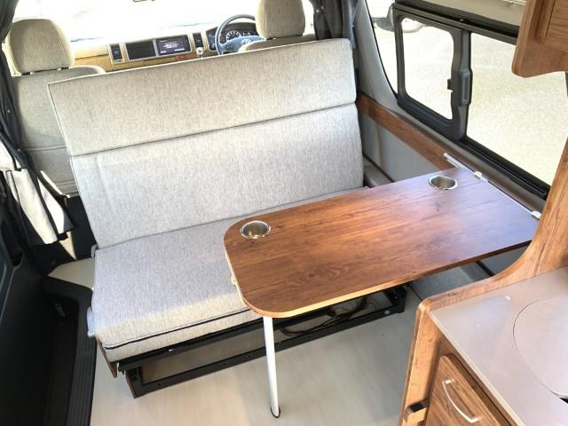 ハイエースバン フレックス モビーディック SH01 (シングルサブバッテリー)(FFヒーター)(400Wインバーター)(走行充電)(コンバーター)(デジタルインナーミラー)(DC冷蔵庫)(リアスピーカー)(6枚目)