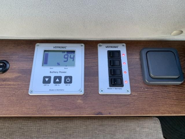 ハイエースバン フレックス モビーディック SH01 (シングルサブバッテリー)(FFヒーター)(400Wインバーター)(走行充電)(コンバーター)(デジタルインナーミラー)(DC冷蔵庫)(リアスピーカー)(15枚目)