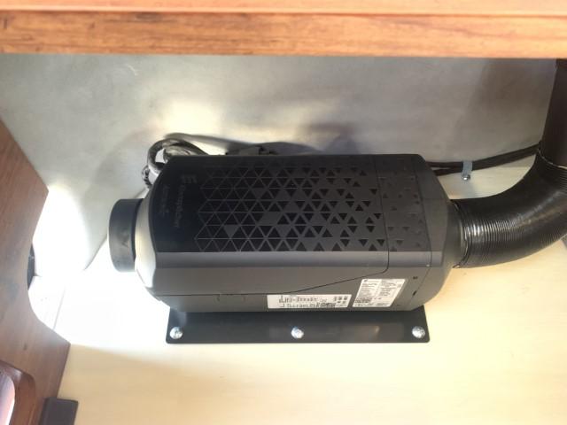 ハイエースバン フレックス モビーディック SH01 (シングルサブバッテリー)(FFヒーター)(400Wインバーター)(走行充電)(コンバーター)(デジタルインナーミラー)(DC冷蔵庫)(リアスピーカー)(31枚目)