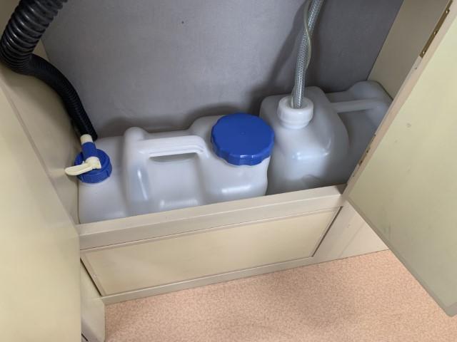 キャリイトラック ＡＺ－ＭＡＸ　ラクーン　（シングルサブバッテリー）（５００Ｗインバーター）（走行充電）（サイドオーニング）（ソーラーパネル）（マックスファン）（サイクルキャリア）（12枚目）