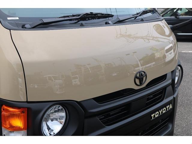 ハイエースバン ロングスーパーＧＬ　アースカラー　ＡＬＰＩＮＥ　ベッドキット　フローリング　ベージュ　ベッドキット　ＫＮＯＴ　ＲＥＣＯＲＤＳ　デジタルインナーミラー　パノラミックビューモニター　プッシュスタート　ＬＥＤヘッドライト（10枚目）