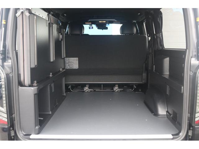 ハイエースバン 　２．８ダークプライムＩＩマルチロールトランスポータータイプ２　ＫＹＯＨＯ　二百式改　１５インチアルミホイール　モデリスタ　フロントスポイラー　ファルケン　Ｗ１１タイヤ　ベッドキット　オーバーフェンダー（26枚目）