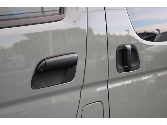 ハイエースバン ロングスーパーＧＬ　ＭＢエディション　ベッドキット　Ｔ－ｆｏｒｃｅフロントスポイラー　ＣＲＳ　リアウィング　ＡＬＰＩＮＥ　　ＢＩＧＸ　Ｄ／Ａ　アーバンカーキ　エンブレムブラック塗装　ドアミラーカバー塗装　マットブラック（16枚目）