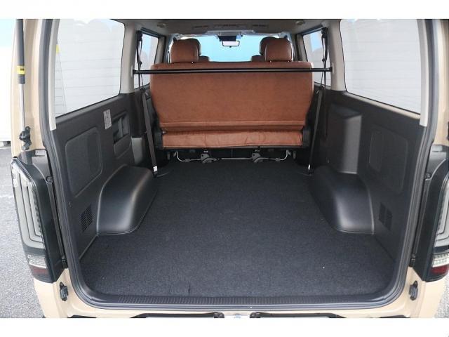 ハイエースバン ロングスーパーGL MBエディション ブラウンベッドキット 茶木目インテリアパネル ULTIMATE LEDテール TYPE2 シートカバー(ブラウン)NC-1 16インチ ブラック塗装 エンブレム塗装 ドアノブ塗装(11枚目)