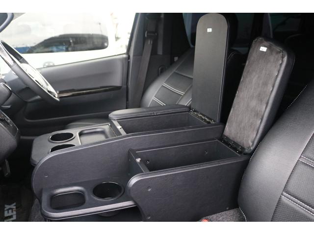 ハイエースバン スーパーＧＬ　ダークプライムＩＩ　ＭＢカスタム　ＢＩＧＸ　フローリング　ベッドキット　ルーフスピーカー　シートカバー　ダウンライト　サイドバー　アミエース　フローリング　ファルケン　Ｗ１１　１７インチ　ＥＴＣ　センターコンソール（31枚目）