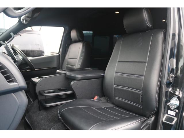 ハイエースバン スーパーＧＬ　ダークプライムＩＩ　ＭＢカスタム　ＢＩＧＸ　フローリング　ベッドキット　ルーフスピーカー　シートカバー　ダウンライト　サイドバー　アミエース　フローリング　ファルケン　Ｗ１１　１７インチ　ＥＴＣ　センターコンソール（33枚目）