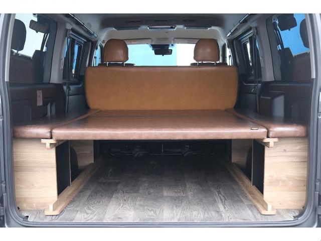 ハイエースバン ロングワイドスーパーGL 丸目フェイスチェンジ ベッドキット ETC フロアマット CFカーゴマット シートカバー キャメル インテリアパネル オープンカントリー ガンメタ ブラウン 4WD ワイドバン カスタム(2枚目)