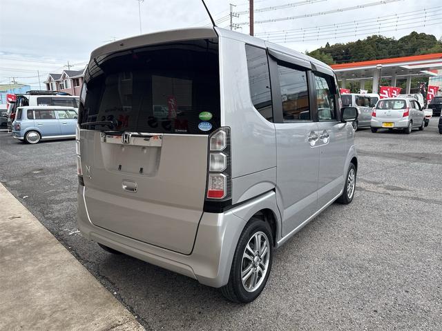 N-BOX G SSパッケージ プッシュスタート・両側パワースライドドア・ステアリングスイッチ(24枚目)