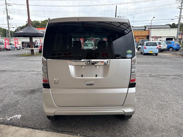 N-BOX G SSパッケージ プッシュスタート・両側パワースライドドア・ステアリングスイッチ(25枚目)
