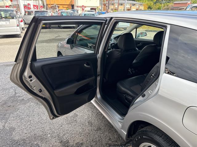 ストリーム RSZ キーレスキー・バックカメラ・社外アルミホイール・ETC(27枚目)