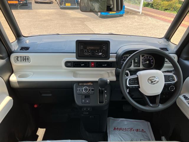 ムーヴキャンバス ストライプスＧターボ　オートクルーズコントロールシステム　クリアランスソナー　レーンアシスト　シートヒーター　ベンチシート　フルフラットシート　ＬＥＤヘッドランプ　衝突被害軽減システム　衝突安全ボディ　盗難防止システム（9枚目）