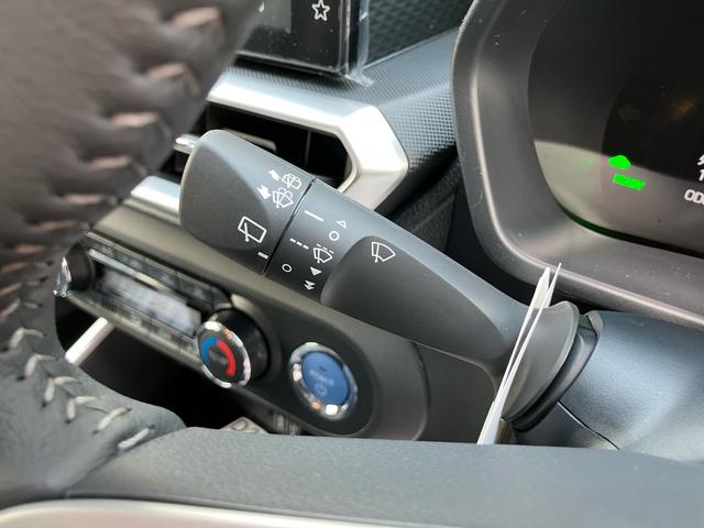 ロッキー プレミアムＧ　ＨＥＶ　バックカメラ　アダプティブクルーズコントロールシステム　レーンアシスト　シートヒーター　ＬＥＤヘッドライト　盗難防止システム　衝突安全ボディ　アルミホイール　電動格納ミラー　運転席助手席エアバック（18枚目）