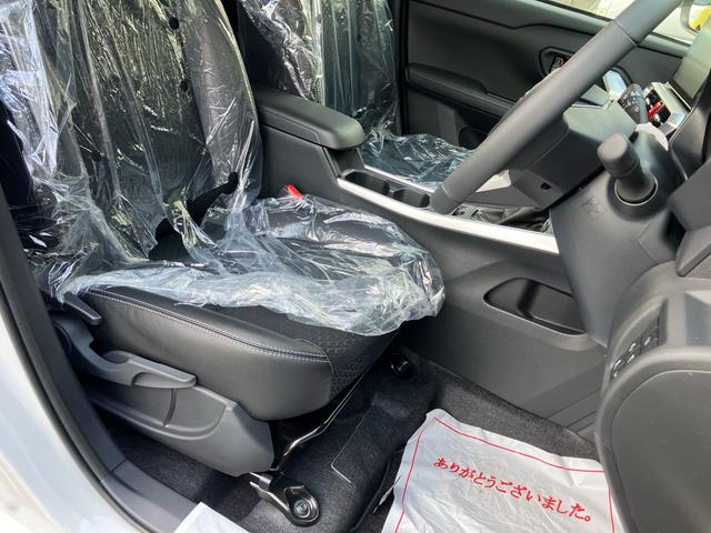 ロッキー プレミアムＧ　ＨＥＶ　バックカメラ　アダプティブクルーズコントロールシステム　レーンアシスト　シートヒーター　ＬＥＤヘッドライト　盗難防止システム　衝突安全ボディ　アルミホイール　電動格納ミラー　運転席助手席エアバック（37枚目）