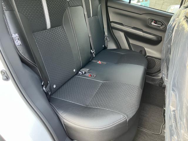 ロッキー プレミアムＧ　ＨＥＶ　バックカメラ　アダプティブクルーズコントロールシステム　レーンアシスト　シートヒーター　ＬＥＤヘッドライト　盗難防止システム　衝突安全ボディ　アルミホイール　電動格納ミラー　運転席助手席エアバック（46枚目）