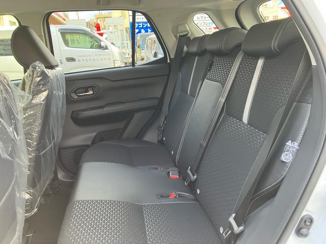 ロッキー プレミアムＧ　ＨＥＶ　バックカメラ　アダプティブクルーズコントロールシステム　レーンアシスト　シートヒーター　ＬＥＤヘッドライト　盗難防止システム　衝突安全ボディ　アルミホイール　電動格納ミラー　運転席助手席エアバック（50枚目）