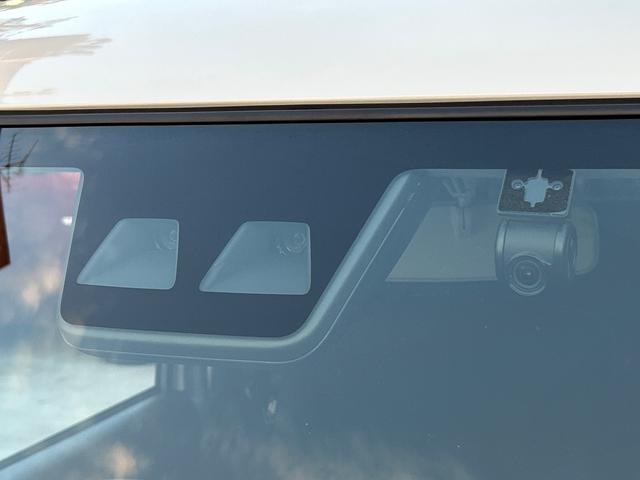 ムーヴキャンバス Ｘブラックインテリアリミテッド　ＳＡＩＩＩ　ナビ・ドラレコ付　保証　まごころ保証　１年間・走行距離無制限付き　Ｂｌｕｅｔｏｏｔｈオーディオ　地デジ　ドライブレコーダー　オートマチックハイビーム　両側パワースライドドア　キーフリー　３６０°カメラ　電動格納ミラー（3枚目）