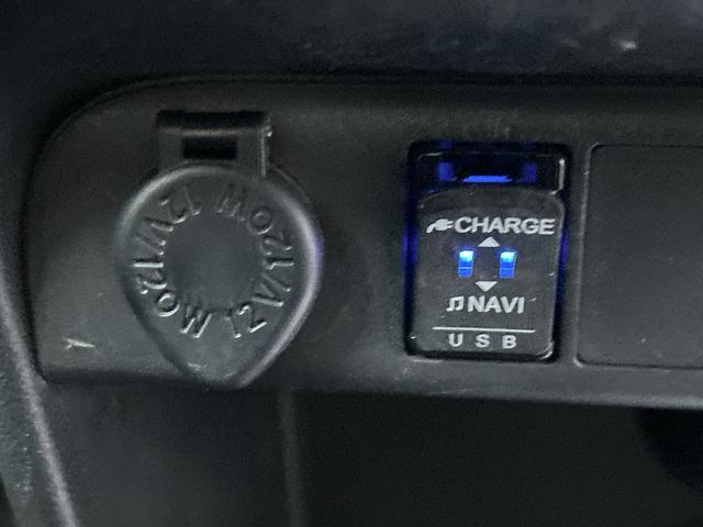 ムーヴキャンバス Ｘブラックインテリアリミテッド　ＳＡＩＩＩ　ナビ・ドラレコ付　保証　まごころ保証　１年間・走行距離無制限付き　Ｂｌｕｅｔｏｏｔｈオーディオ　地デジ　ドライブレコーダー　オートマチックハイビーム　両側パワースライドドア　キーフリー　３６０°カメラ　電動格納ミラー（11枚目）